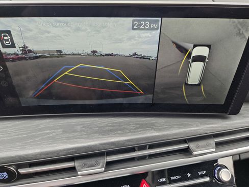 Used 2025 Hyundai Santa Fe Limited image 19