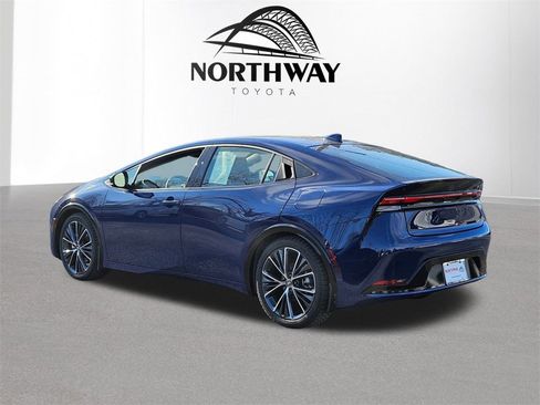 Certified 2025 Toyota Prius Limited image 6