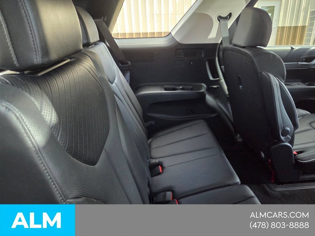 Used 2025 Hyundai Palisade SEL AWD/4WD image 15