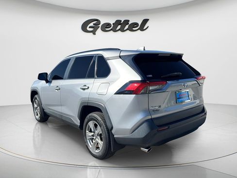 Used 2023 Toyota RAV4 XLE w/ Convenience Package FWD image 7