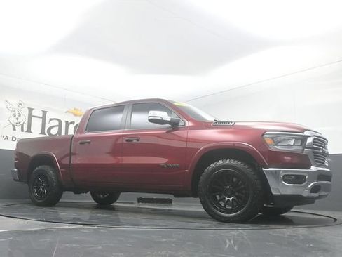 Used 2022 RAM 1500 Laramie AWD/4WD image 2