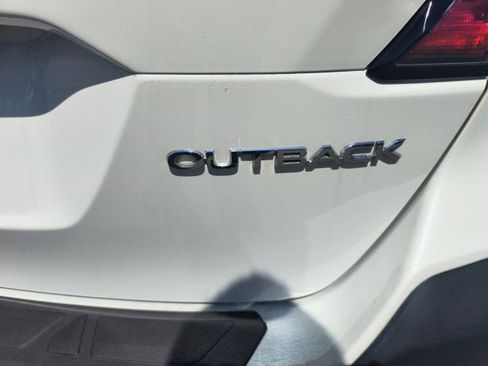 Used 2022 Subaru Outback Premium AWD/4WD image 29
