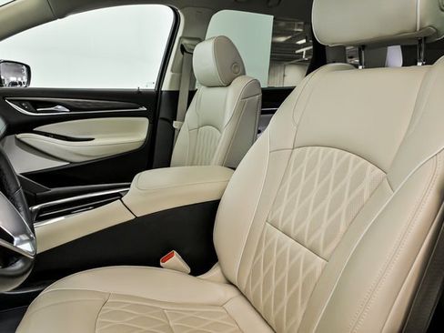 Used 2023 Buick Enclave Avenir w/ Avenir Technology Package image 13