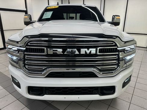 Used 2026 RAM 2500 Laramie AWD/4WD image 13