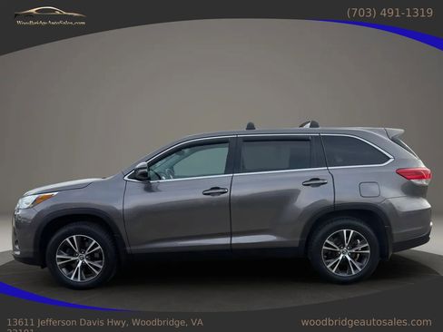 Used 2019 Toyota Highlander Plus image 3