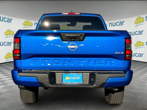Used 2025 Nissan Frontier SV image 10