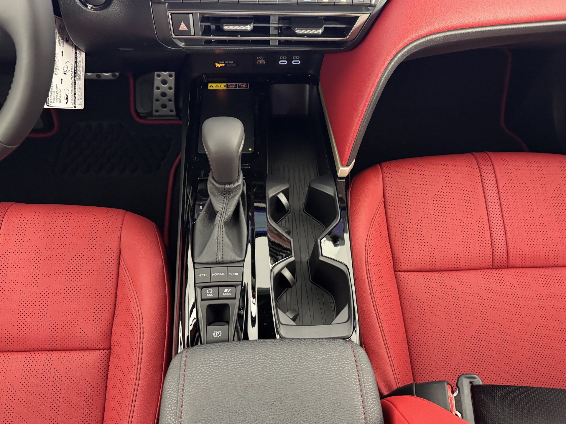 New 2026 Toyota Camry XSE FWD image 9