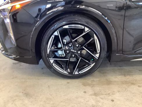 Used 2025 Kia K4 EX w/ GT-Line Premium Package FWD image 13