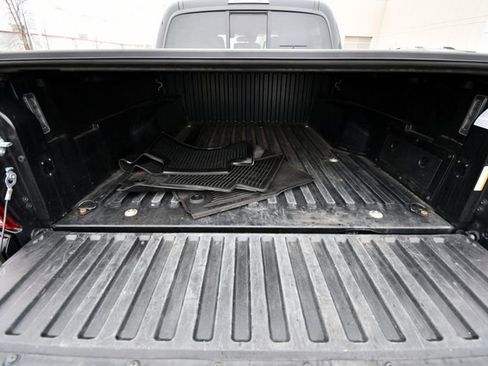 Used 2022 Toyota Tacoma SR AWD/4WD image 14