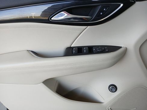 Used 2023 Buick Envision Preferred image 24