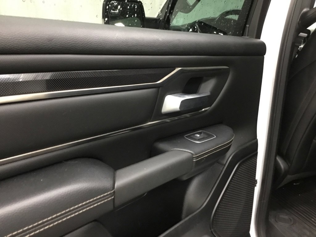 Used 2020 RAM 1500 Sport w/ Level 2 Equipment Goup w/2_L AWD/4WD image 14