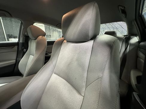 Used 2020 Honda Accord LX image 10