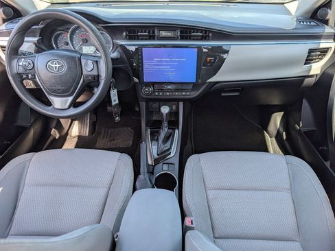 Used 2014 Toyota Corolla LE FWD image 4
