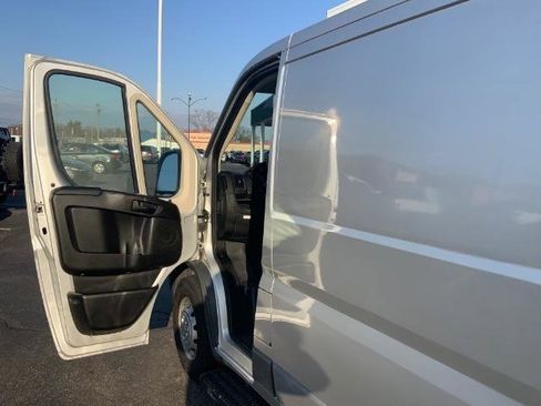 Used 2016 RAM ProMaster 1500 w/ Mopar Trailer Tow Group FWD image 21