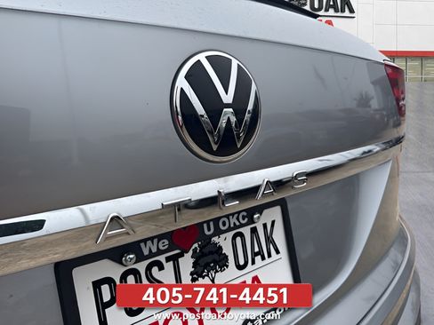 Used 2023 Volkswagen Atlas Cross Sport SE FWD image 36