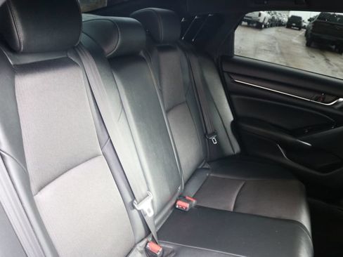 Used 2021 Honda Accord Sport image 16
