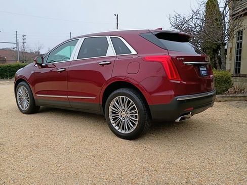 Used 2017 Cadillac XT5 Premium Luxury w/ Advanced Security Package image 9