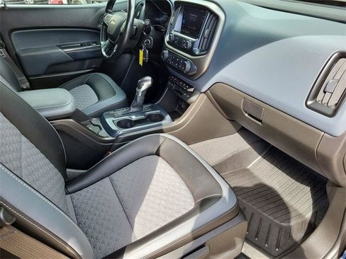 Used 2022 Chevrolet Colorado Z71 image 23