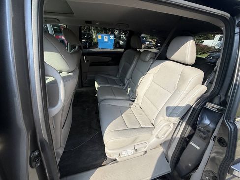 Used 2016 Honda Odyssey EX-L image 17