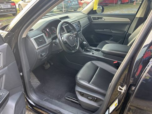 Used 2019 Volkswagen Atlas SE FWD image 11