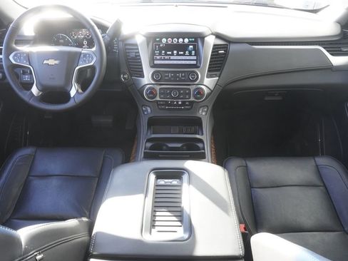 Used 2017 Chevrolet Suburban Premier image 9