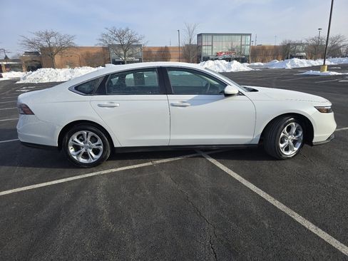 Certified 2023 Honda Accord LX image 17