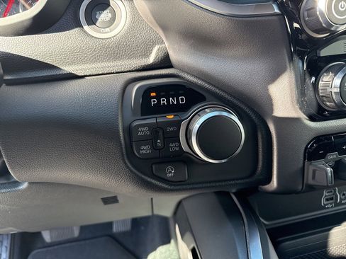 New 2026 RAM 1500 4x4 Crew Cab image 34
