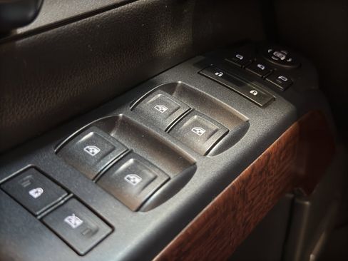 Used 2017 GMC Sierra 1500 SLT w/ SLT Premium Package image 33