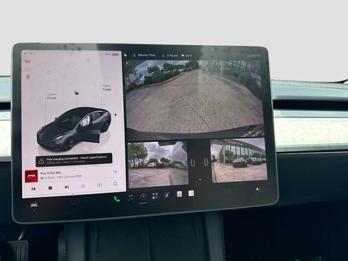 Used 2023 Tesla Model 3 Standard Range RWD image 12