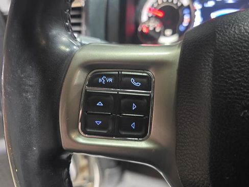 Used 2016 RAM 1500 Laramie w/ Convenience Group AWD/4WD image 14