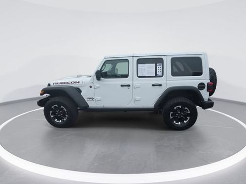 Used 2025 Jeep Wrangler Unlimited Rubicon w/ Safety Group AWD/4WD image 5