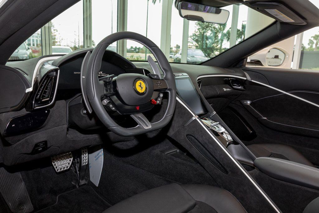 Used 2024 Ferrari Roma Spider RWD image 14