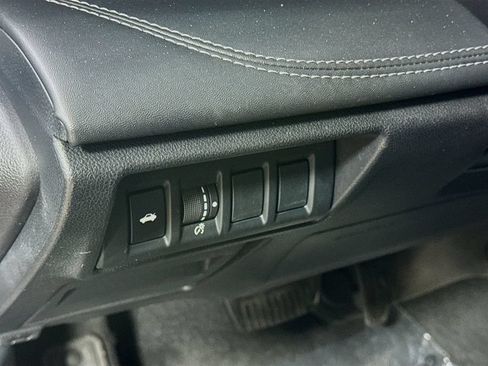 Used 2020 Subaru Legacy Limited AWD/4WD image 12