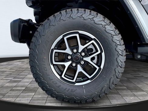 New 2025 Jeep Wrangler Rubicon w/ Technology Group image 11