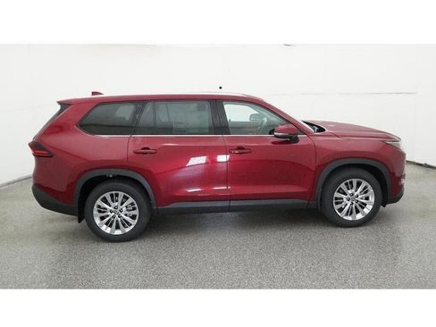 New 2026 Toyota Grand Highlander Platinum image 11