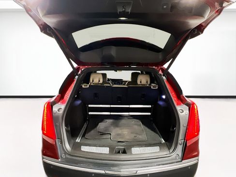 Used 2017 Cadillac XT5 Premium Luxury w/ LPO, Wheel Lock Package FWD image 21