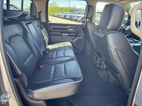 Used 2021 RAM 1500 Laramie AWD/4WD image 40