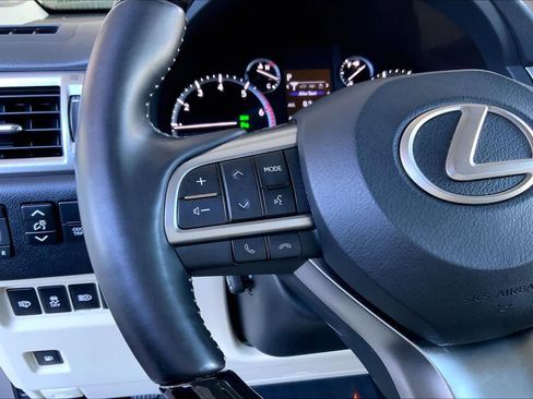 Used 2023 Lexus GX 460 Premium image 23