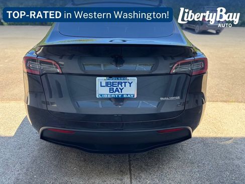 Used 2024 Tesla Model Y Performance AWD/4WD image 5
