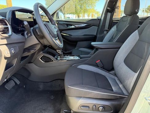 New 2026 Chevrolet TrailBlazer LT w/ Convenience Package FWD image 5