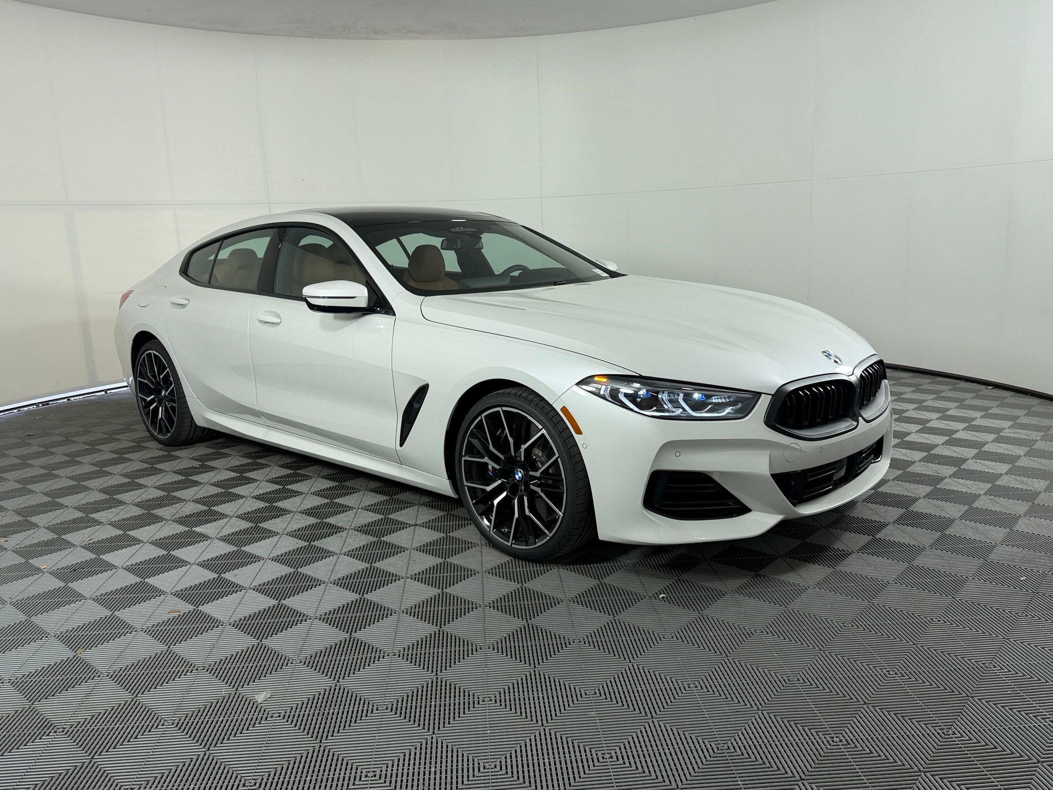 Used 2026 BMW 840i RWD image 7