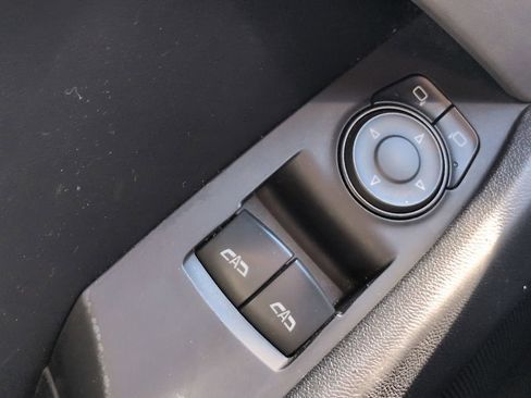 Certified 2016 Chevrolet Camaro LT image 31