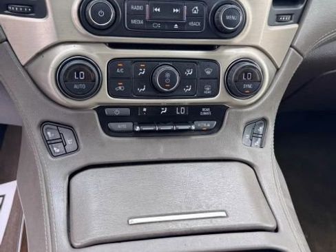 Used 2016 GMC Yukon XL Denali w/ Open Road Package AWD/4WD image 15