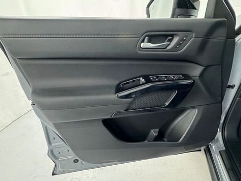 New 2026 Nissan Pathfinder Platinum w/ Lighting Package AWD/4WD image 20