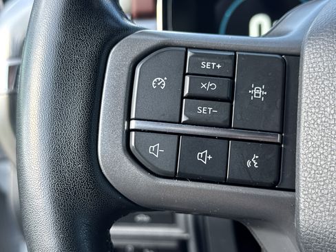 Used 2023 Ford F150 Lariat image 20