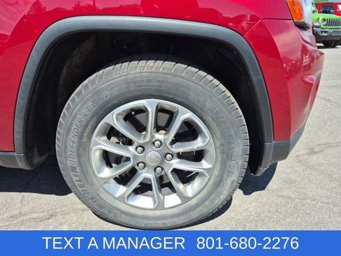Used 2014 Jeep Grand Cherokee Limited w/ Luxury Group II AWD/4WD image 12