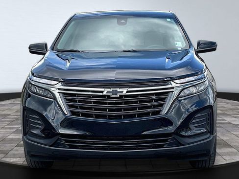 Used 2023 Chevrolet Equinox LS w/ Midnight Edition image 3