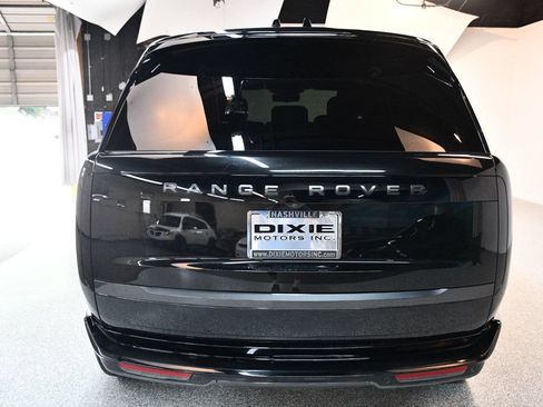 Used 2025 Land Rover Range Rover Long Wheelbase SE AWD/4WD image 16