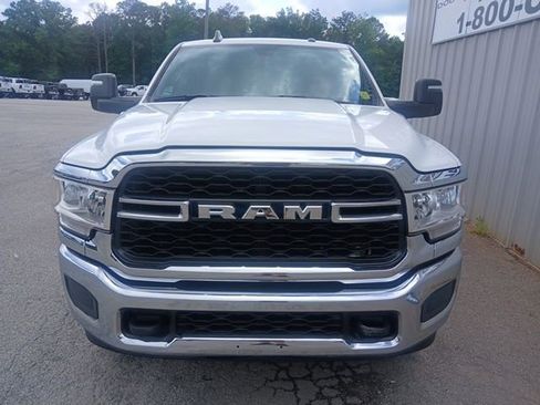 Used 2024 RAM 2500 Tradesman w/ Chrome Appearance Group AWD/4WD image 14