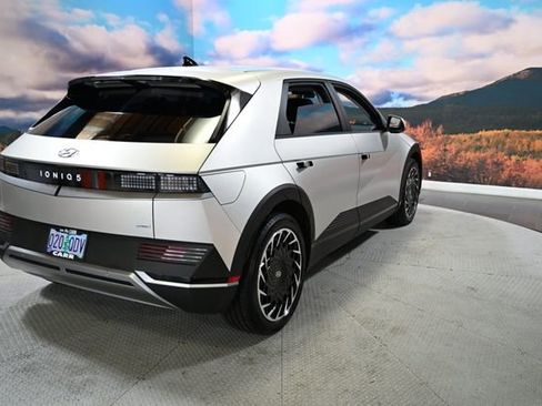 Used 2023 Hyundai Ioniq 5 SEL image 10
